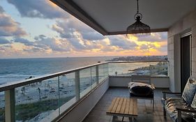 Beachfront Gallery